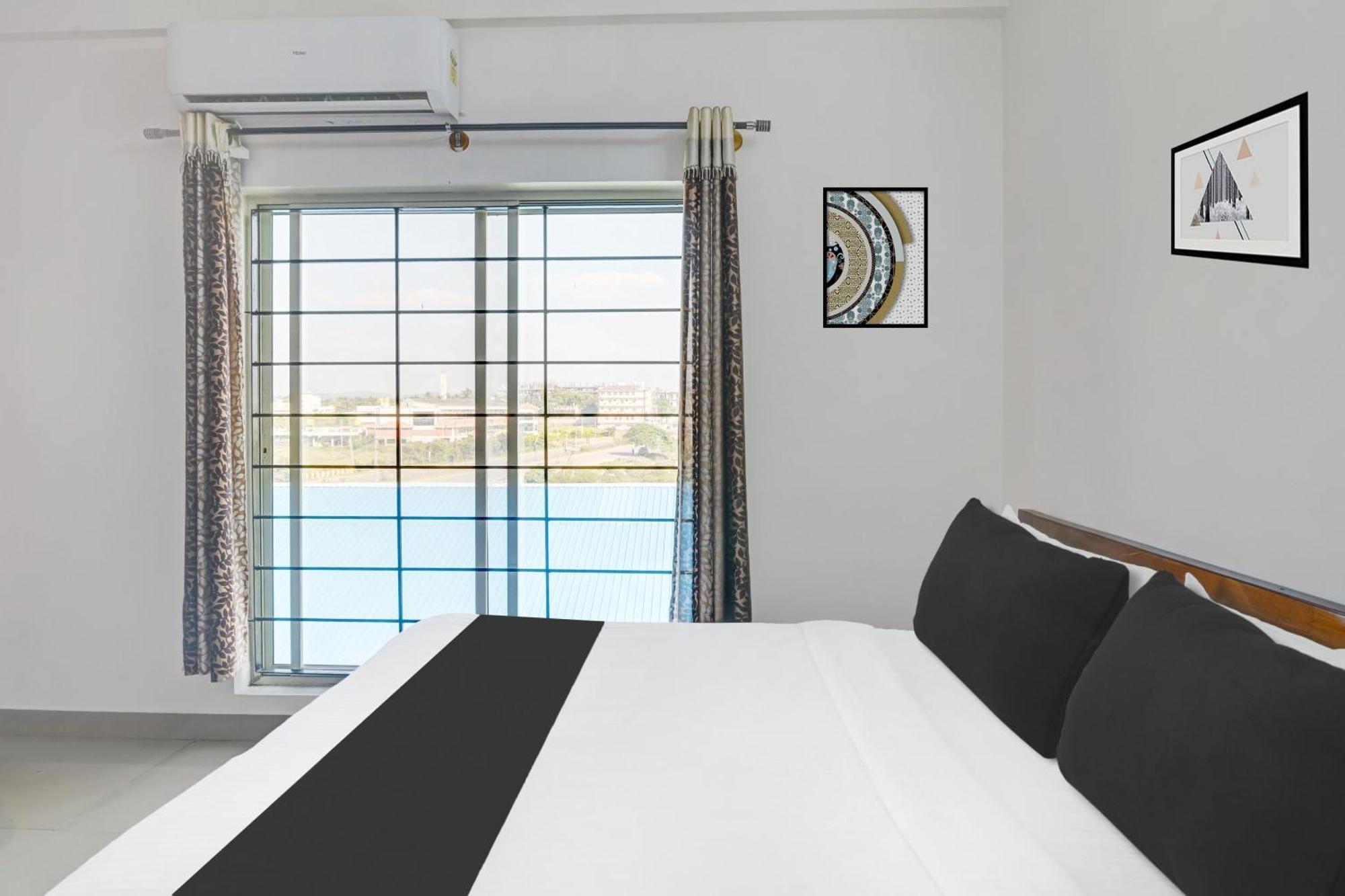 Super Collection O Chikmangaluru Near Railway Station Hotel Chikmagalur Ngoại thất bức ảnh